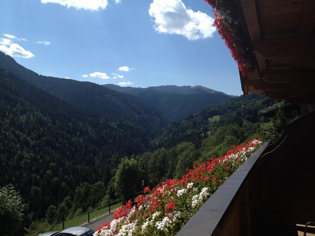 Berggasthof Hintergfoell ウンケン 部屋 写真